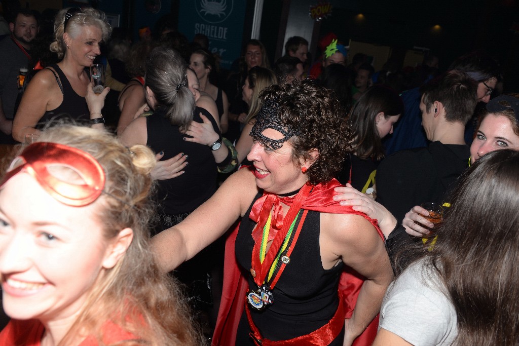 ../Images/Held op sokken feest 094.jpg